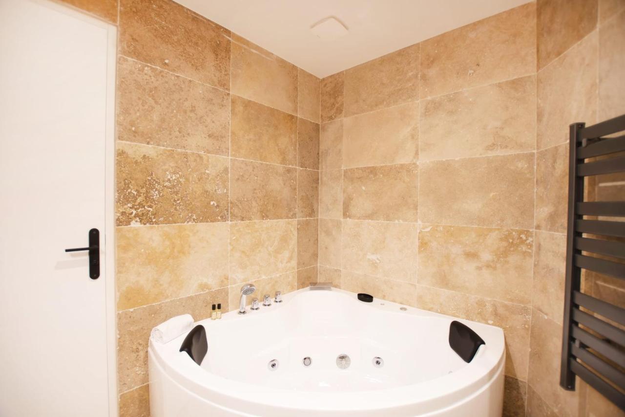 Ferienwohnung Guestready - Studio With Jacuzzi In The 10 Th Paris Exterior foto
